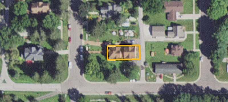708 Pkwy S Ave