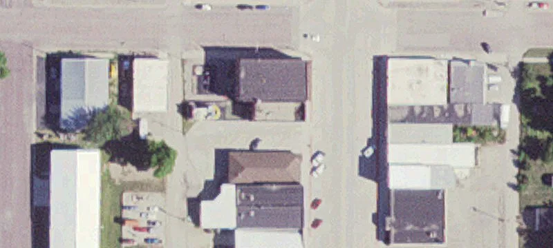 215 Main St