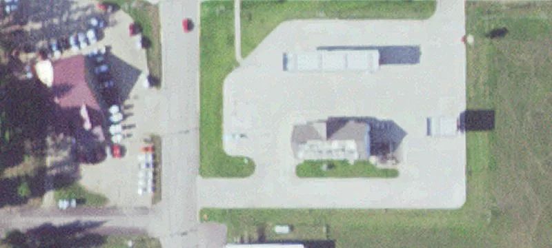 2017 Maple Ave
