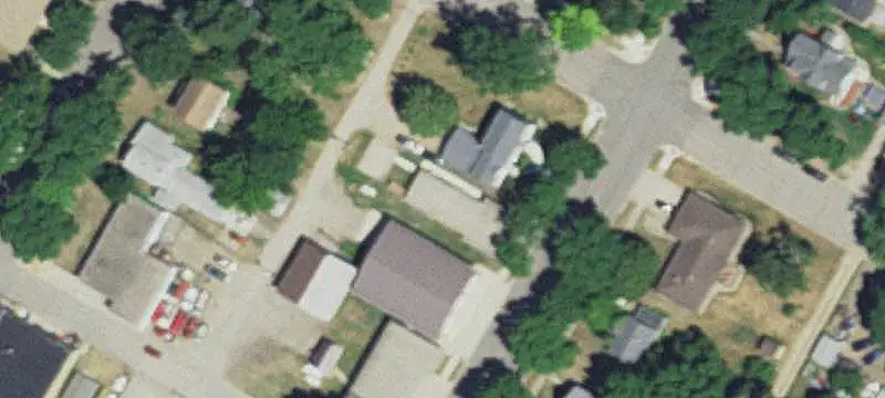 206 9th N St