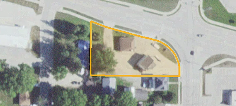 305 Hwy St