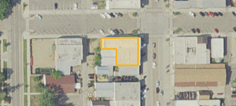 305 Main S Ave