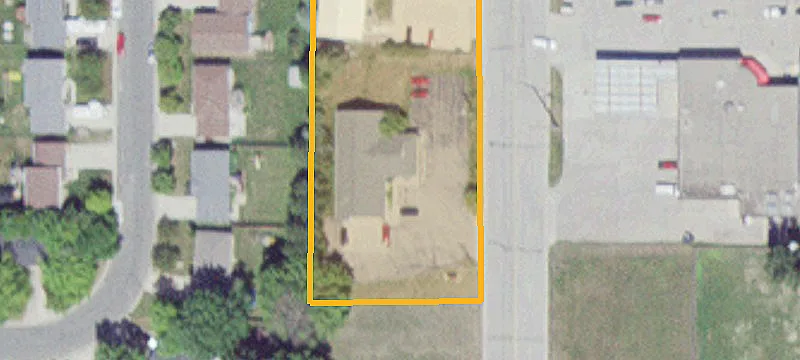 17 Airport Rd