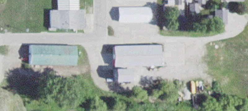 202 Railway SE St