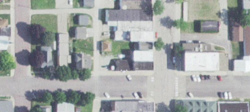 106 Broadway N Ave