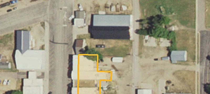 120 Ctr N St