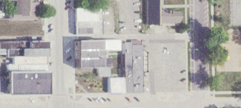 111 6th St