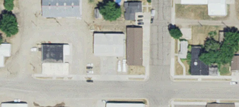 441 2nd W Ave