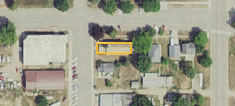105 1st SW St