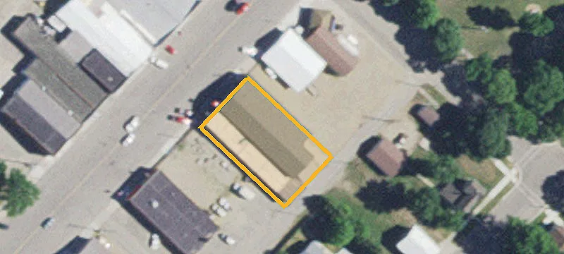 126 Vernon Ave