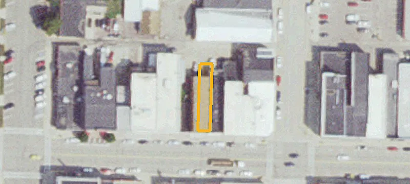 121 Main St