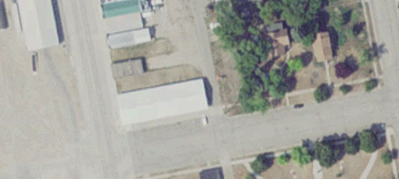 300 Main St