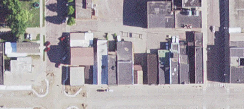 18 Central St