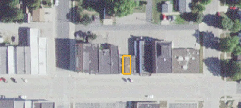 24 Main St