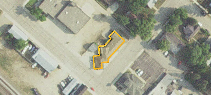 202 Main Ave