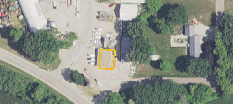 302 Lakeshore Dr