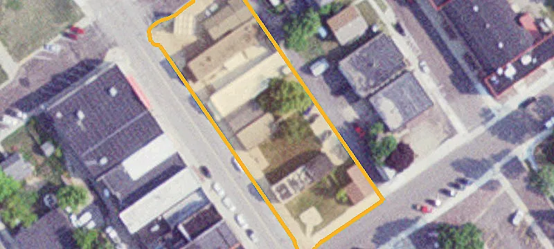 224 2nd NW St