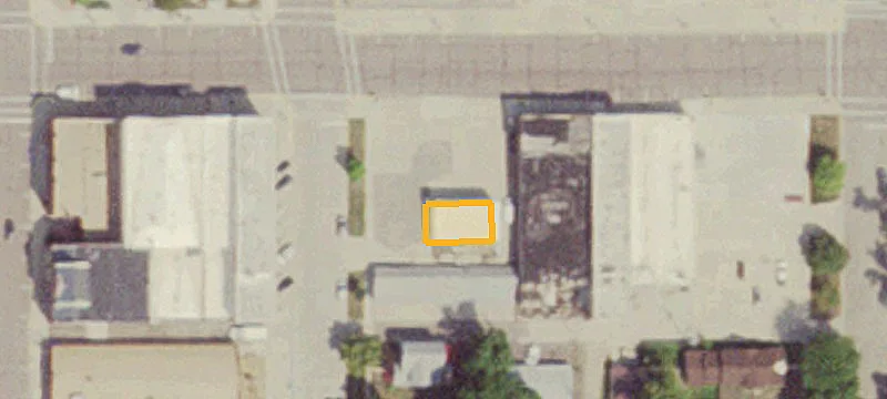 202 Main St