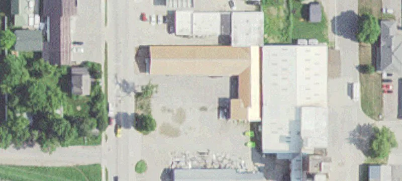 115 4th SW St