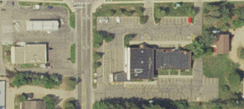 1200 1st E St
