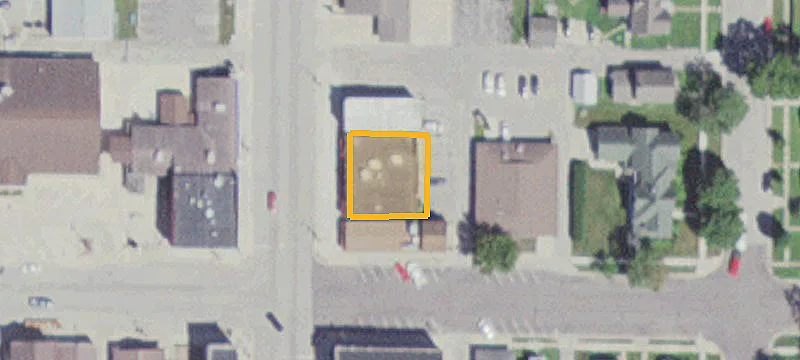 212 Ml St