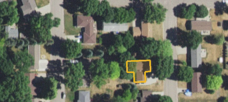 208 Robert St