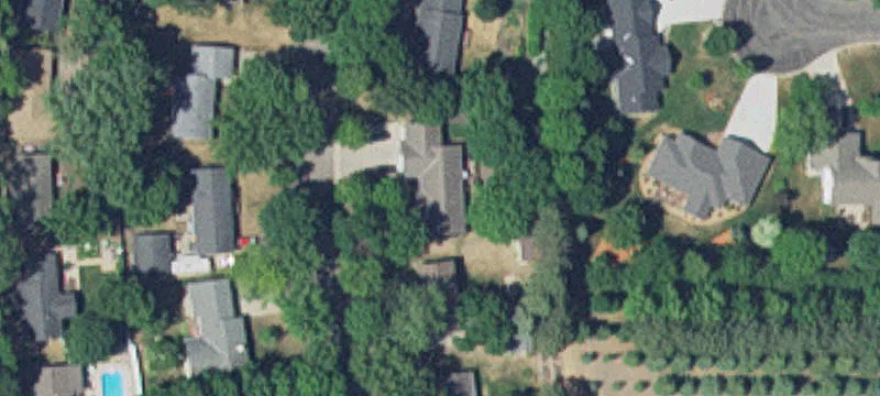 626 Cres Ln