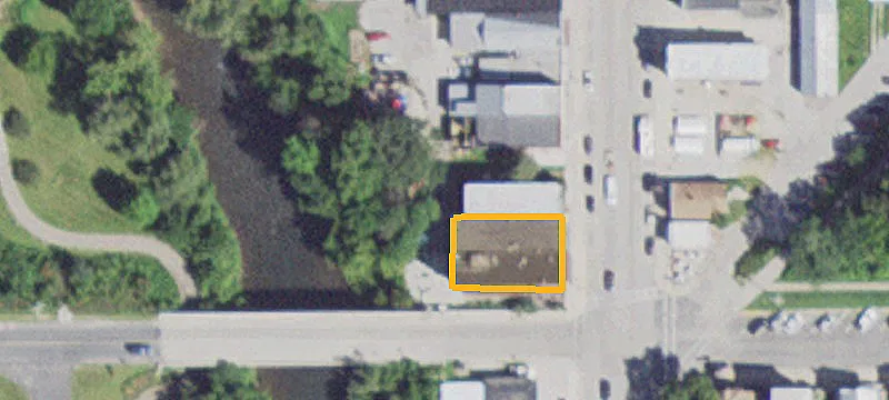 105 Pkwy N Ave