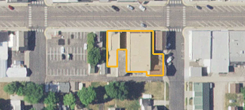 318 Main St