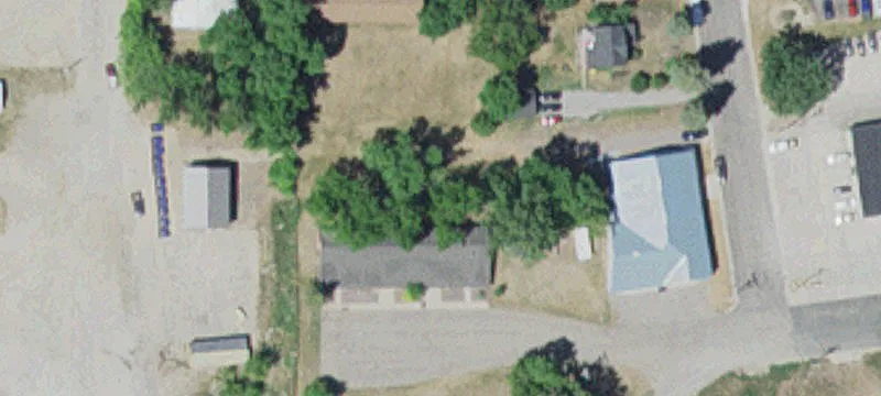 421 5th N St