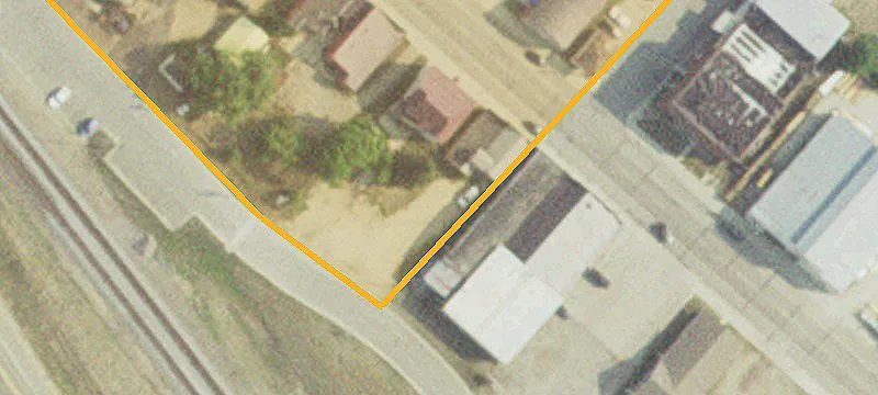 114 Main Ave