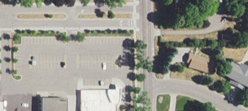 606 Charles Ave