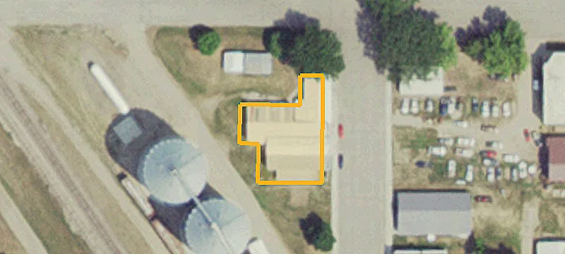 106 2nd SW St