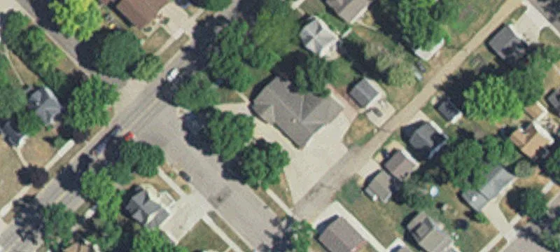 111 5th E St