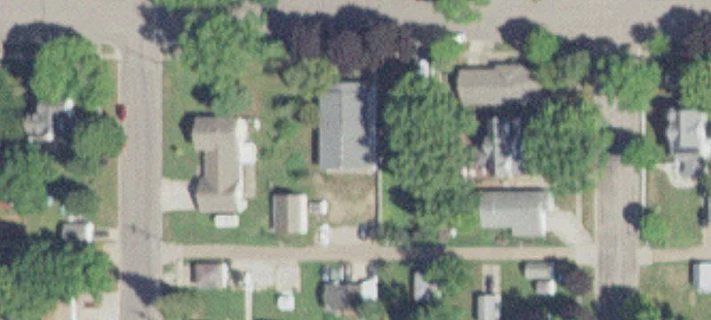 219 2nd NE St