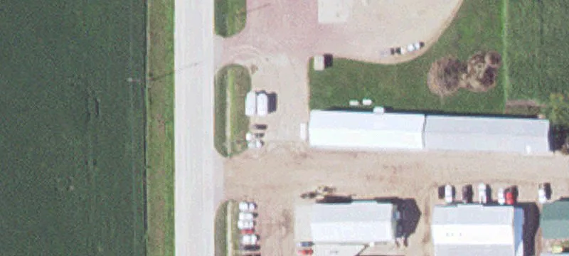 County Rd 1st N