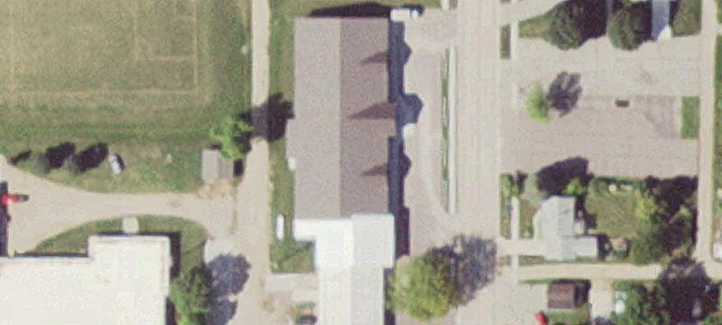 511 4th W Ave