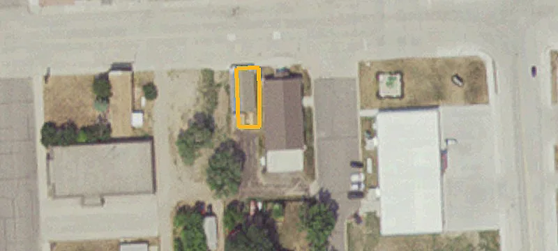 101 3rd W St