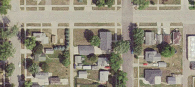 302 7th SE Ave