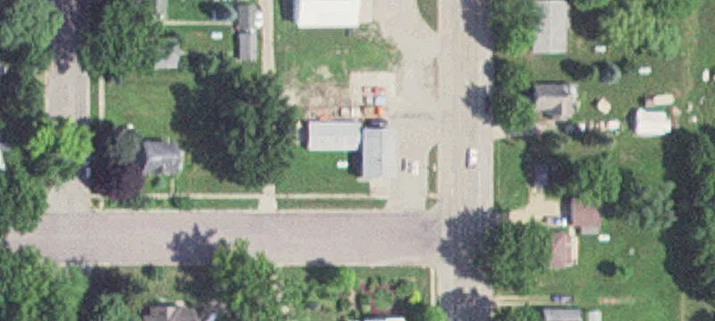 100 1st St