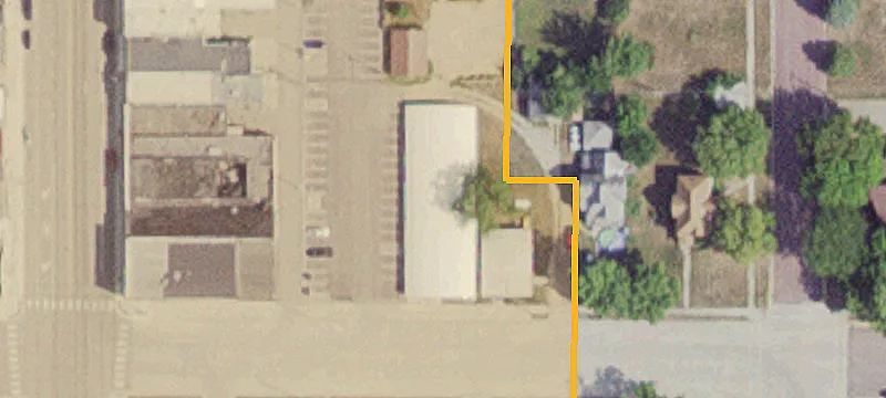 37 1st SE Ave