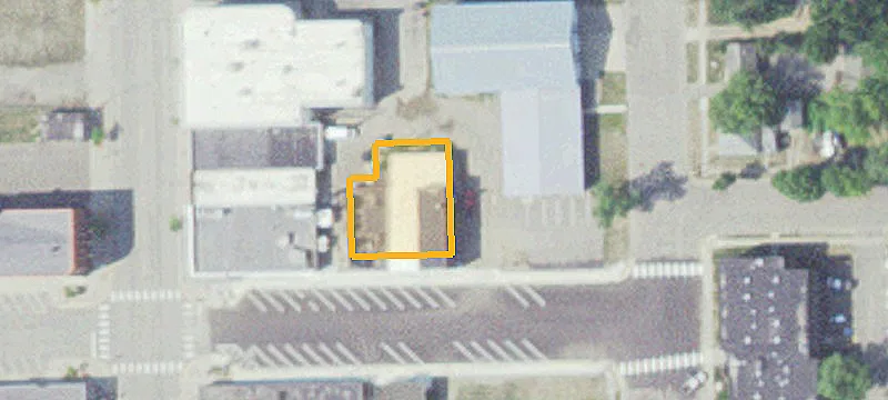 14 3rd NE St
