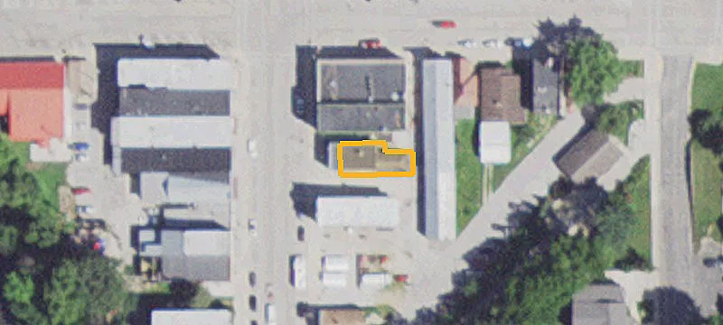 114 Pkwy N Ave