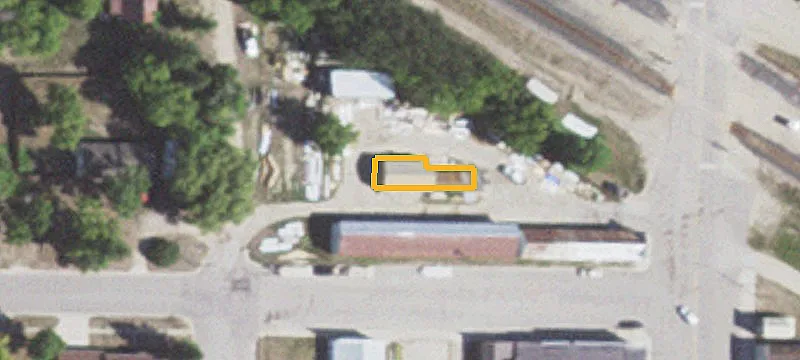 98 Central S Ave