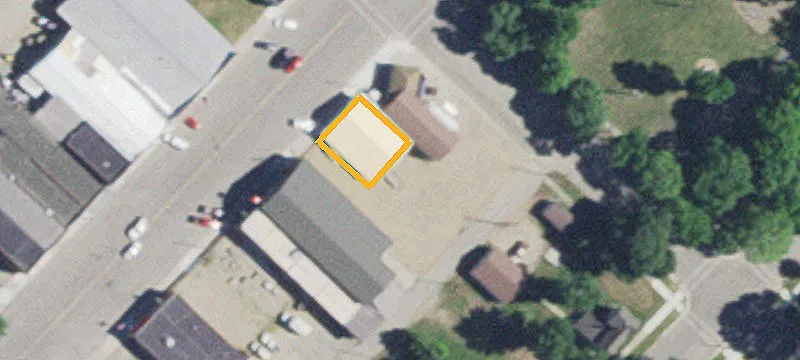 132 Vernon Ave