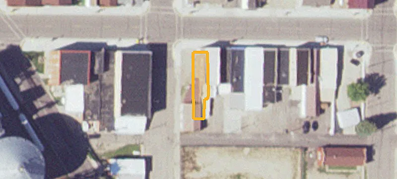 1025 Broadway