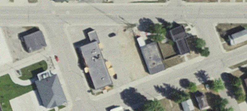 209 2nd St