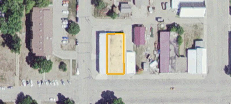 780 Main St