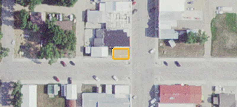 122 Main St