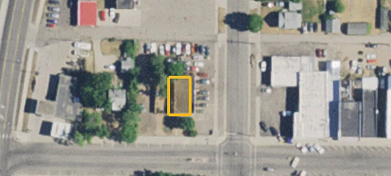 11 1st N St